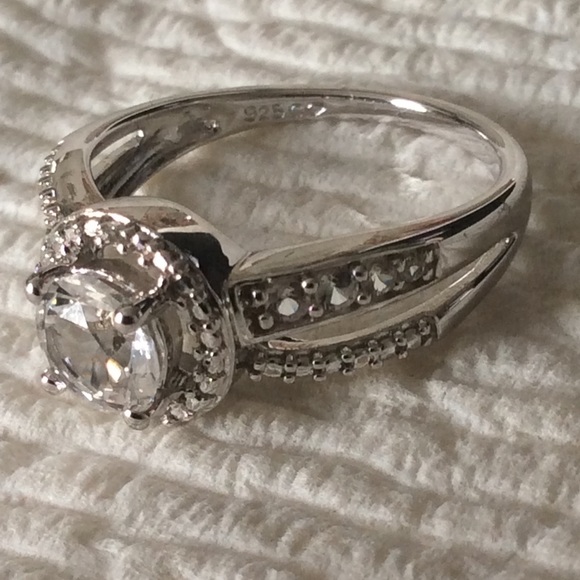 HOLD Kay Jewelers White Sapphire Ring - Picture 4 of 8